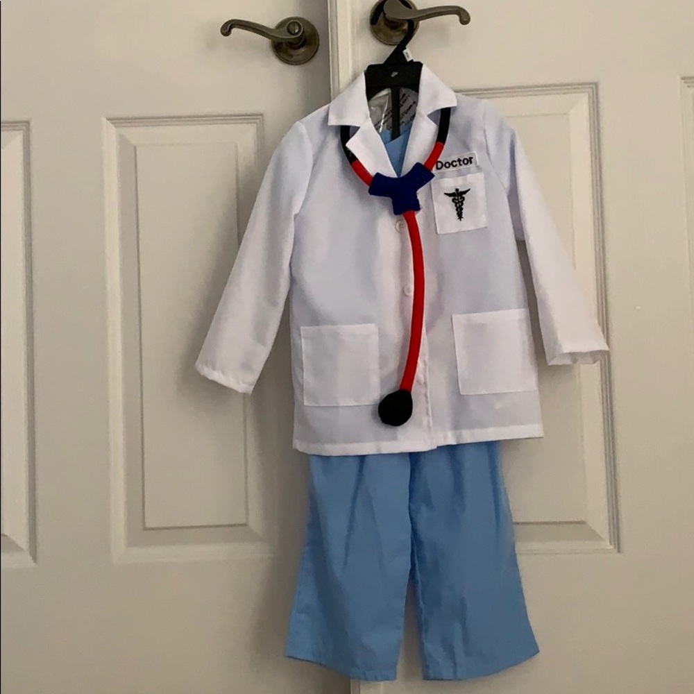 “Doctor” Costume🎃🥼
